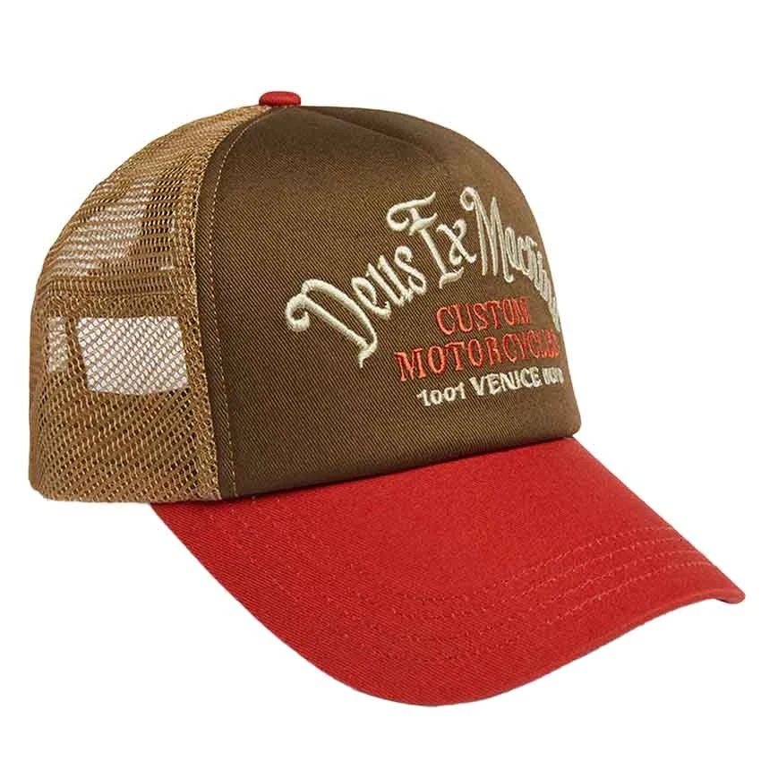 Deus Ex Machina Encounters Trucker 4 Deus Ex Machina Encounters Trucker - Image 2